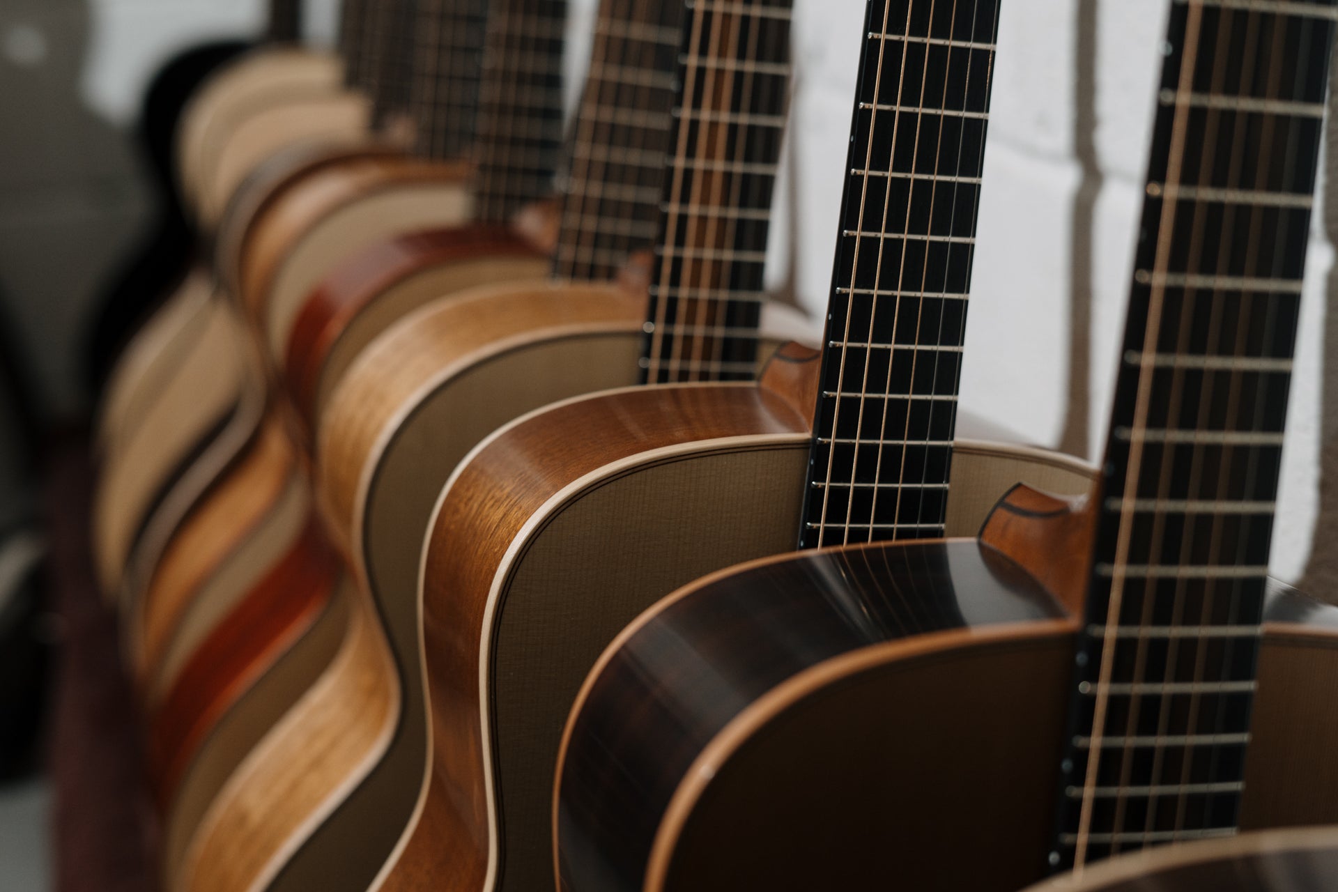 Dado Per Chitarra In Osso Alnicov - 5 Pezzi Per Chitarre Acustiche, Elettriche E Classiche | 52x10x6 Mm - Foto 10